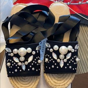 Brand new guess satin lace up platform